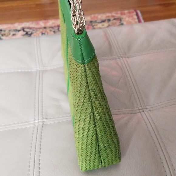 Kate Spade lime green handbag with gold chain - Picture 2 of 5